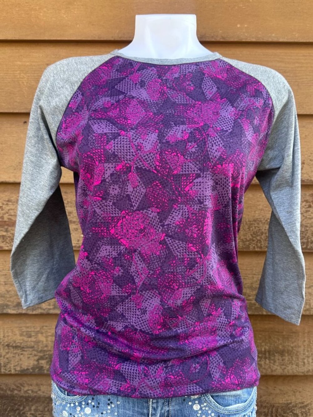 LuLaRoe Womens Raglan Sleeve Top S Purple & Gray Floral Print Stretchy Blend